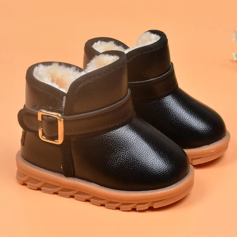 Botas de Invierno para Bebé – Comodidad y Estilo para sus Primeros Pasos