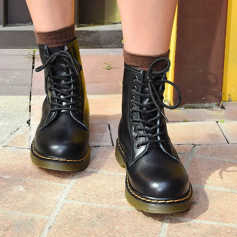 Botas Ortopédicas Estilo Martin – Comodidad Óptima y Soporte Diario